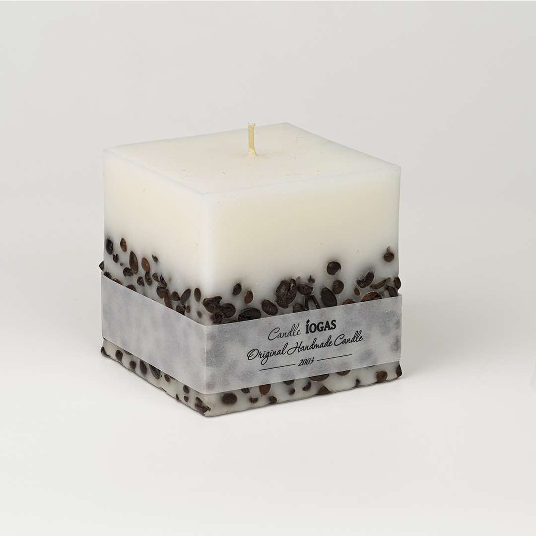 Декоративна ароматна свещ с кафе