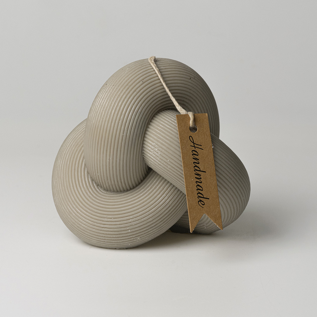 Декоративна свещ от соев восък с аромат