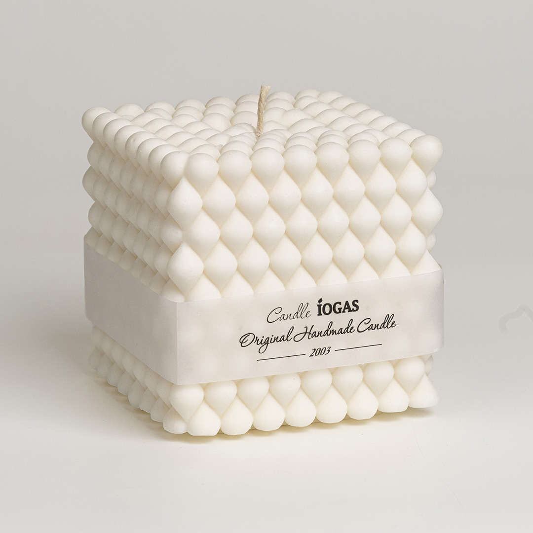 Декоративна свещ от соев восък с аромат